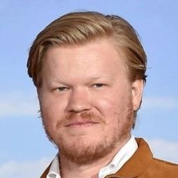  謝西普萊蒙斯  飾演 Teddy