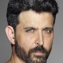 赫利希克·洛桑 飾演 Kabir Dhaliwal