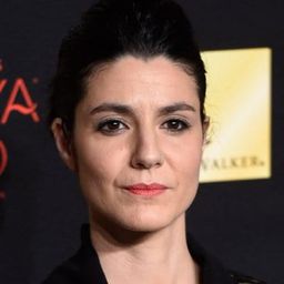 伊萊亞艾利亞斯 飾演 Begoña