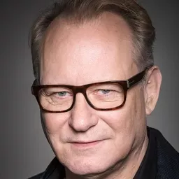 史戴倫·史柯斯嘉 飾演 Baron Harkonnen