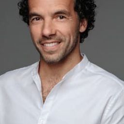 羅德里戈·帕拉西奧斯 飾演 