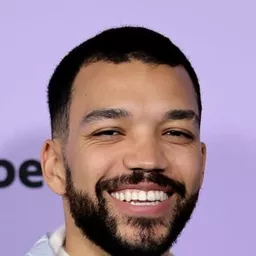 積提斯史密夫 飾演 Charlie