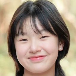 Neennara Boonnithipaisit 飾演 Enjoy