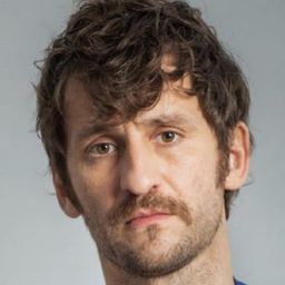 拉烏·阿雷瓦洛 飾演 Arrieta