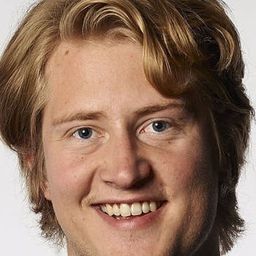 Christian Mikkelsen 飾演 Jens / Alf-Tore / Hjernekjell (voice)