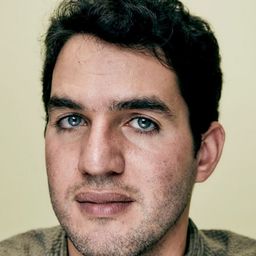 賓尼薩法地 飾演 Edward Teller